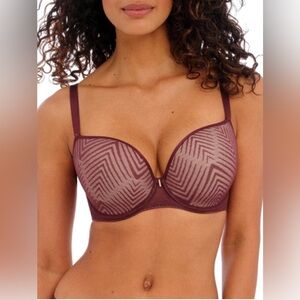 Freya Tailored Under‎ Wire Moulded Plunge T-Shirt Bra Black Cherry 32FF
